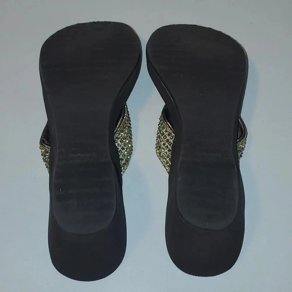 Yellow Box Gold/Bronze Wedge Flip Flops Style Puffy Size 10M - Picture 9 of 11